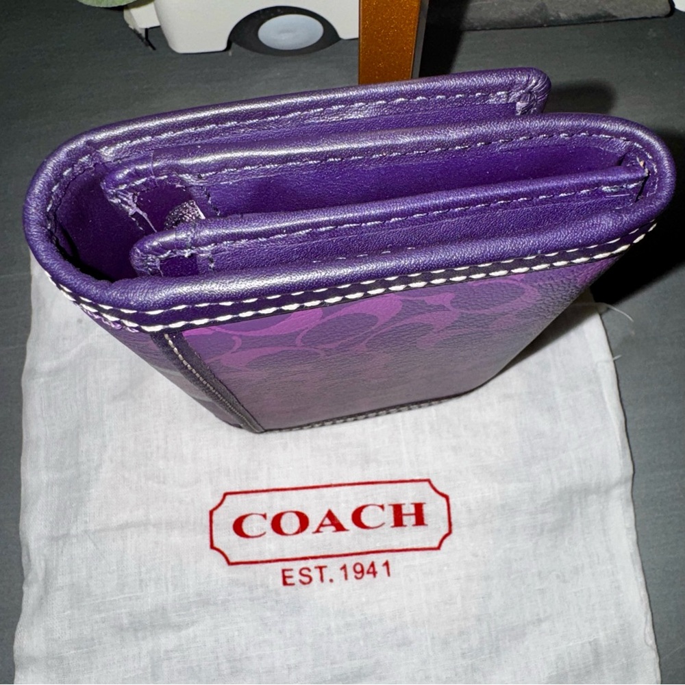 Coach Chelsea BiFold Wallet Signature purple & Gray & dustbag - NWOT - Picture 4 of 16
